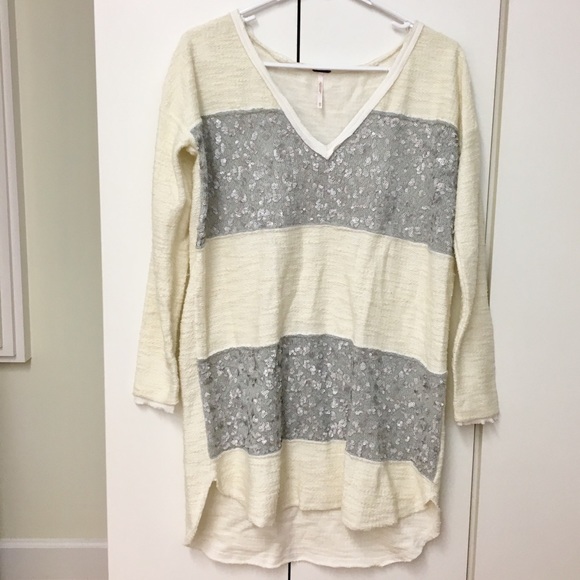Gorgeous Free People hi-lo sequin sweater tunic - Picture 4 of 9